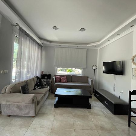 Villa Elsa Skala Rachoni  Buitenkant foto